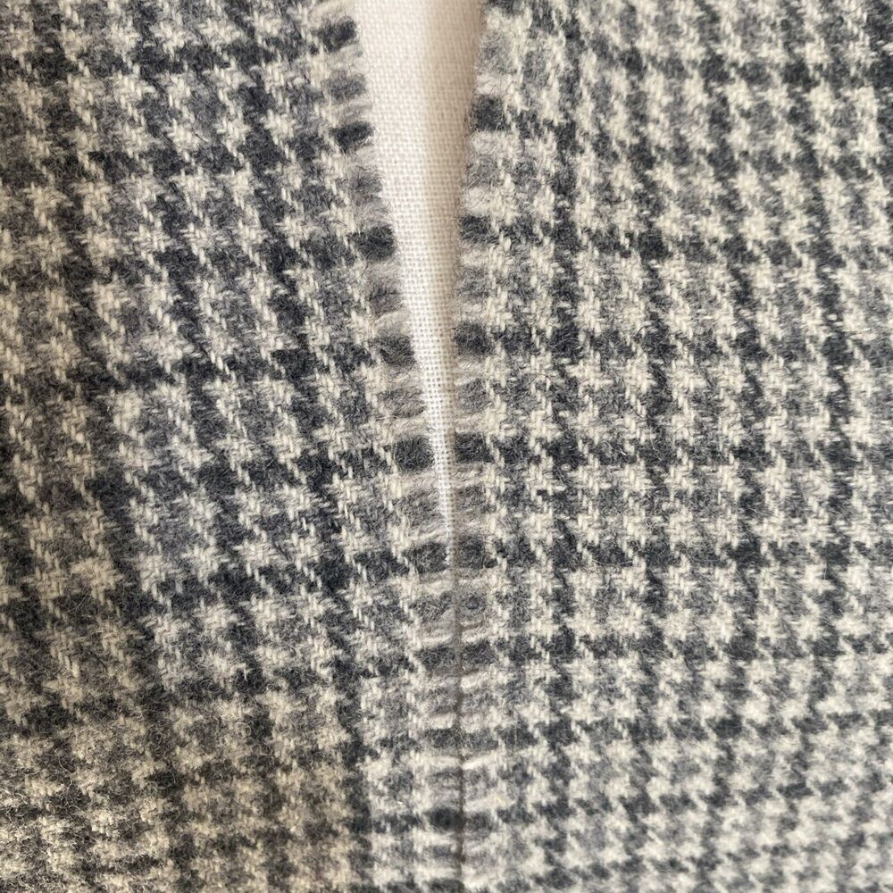 Vintage GLENSCOT Scarf Wool Tweed Neutral Houndstooth Check Neck Wrap Scotland - Picture 3 of 5